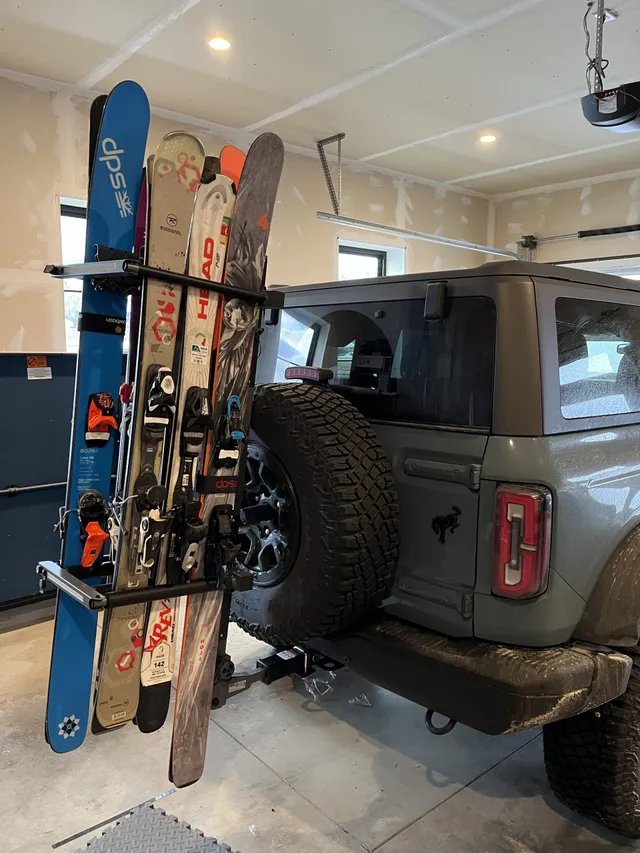 BuzzRack Ski Rack